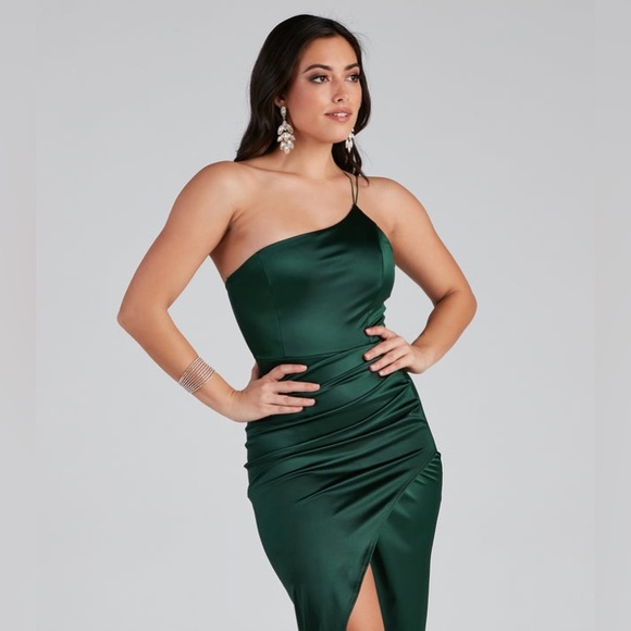Windsor Adrienne Formal One Shoulder Satin Wrap Green Dress Size M - Picture 3 of 6